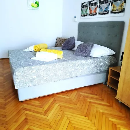 2 Živogošće