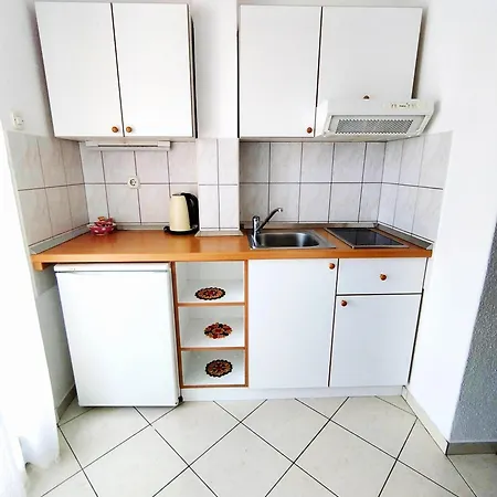 Apartman 2 *